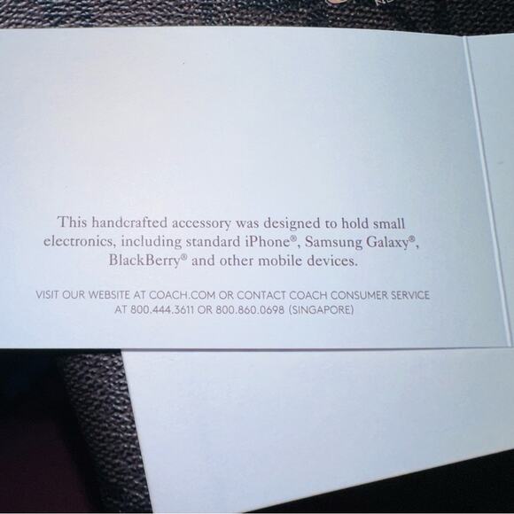 COACH - Double Corner zip brown wristlet - Picture 7 of 12